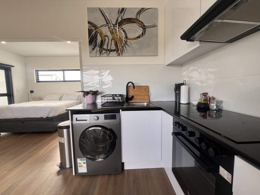 To Let 1 Bedroom Property for Rent in Sandown Estate Western Cape